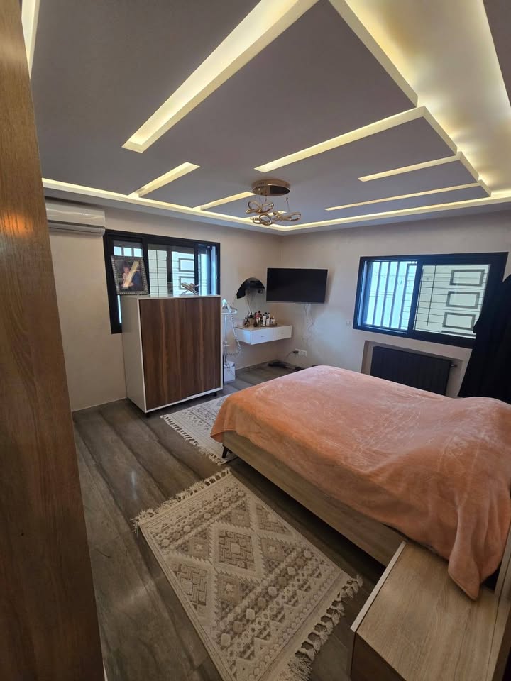 A vendre un duplex S+3 avec piscine à Menzah 9C