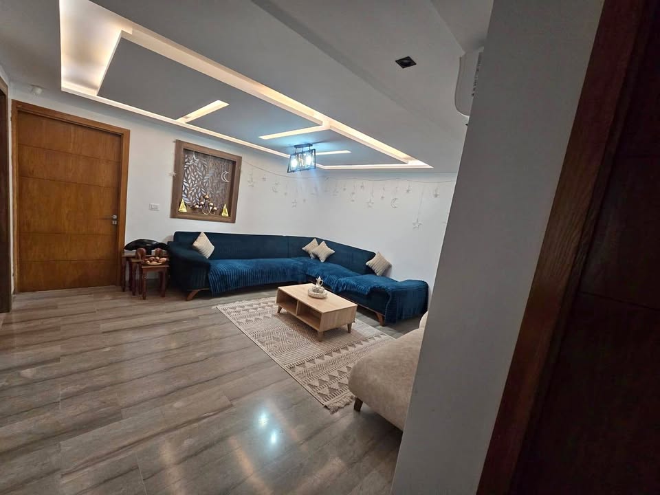 A vendre un duplex S+3 avec piscine à Menzah 9C
