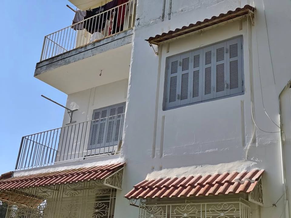 A vendre S+2 à khaznadar