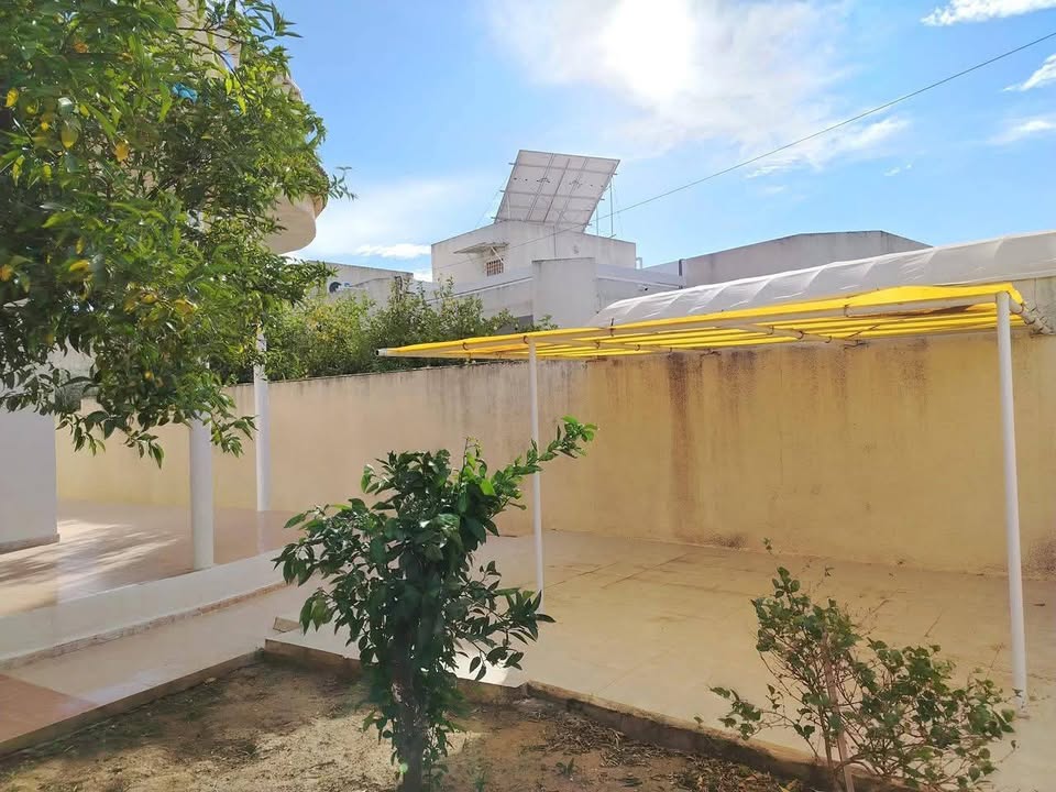 Maison rdc s+3 [ r+2 ] la marsa